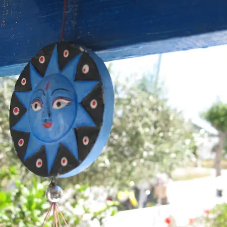 Angelina Parikia (Paros)