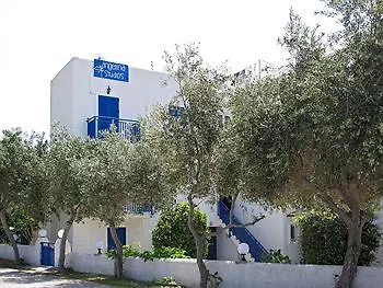 Angelina * Parikia (Paros)