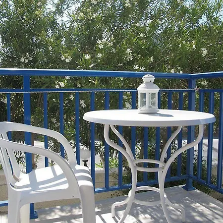 Angelina Parikia (Paros)